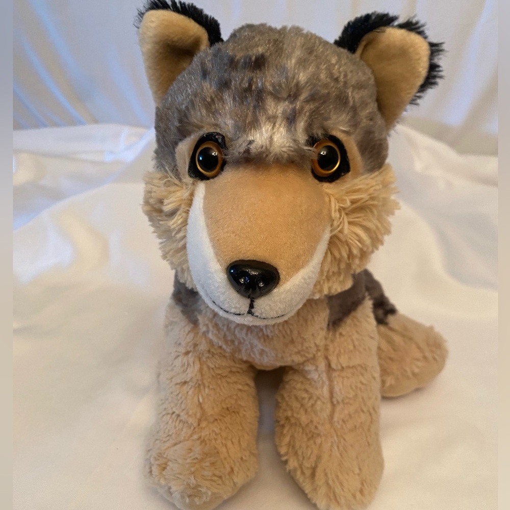 Teddy Mountain timber the wolf, dual tone grey/tan coat, plush toy